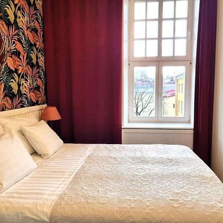 Classic Apartments In Old Town Талин Екстериор снимка