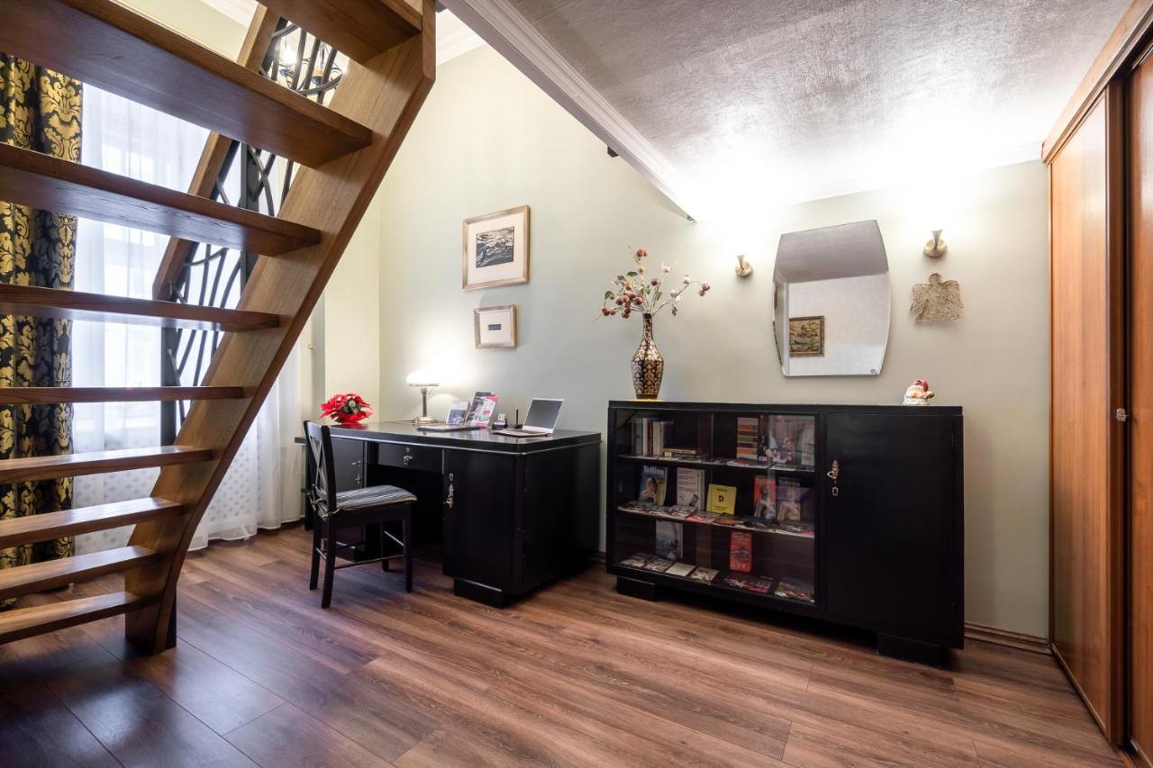 Classic Apartments In Old Town Талин Екстериор снимка