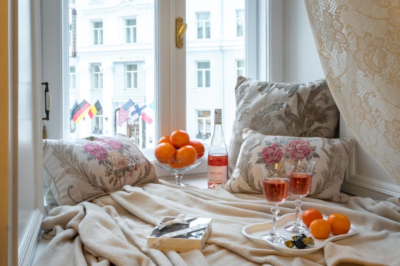 Classic Apartments In Old Town Талин Екстериор снимка