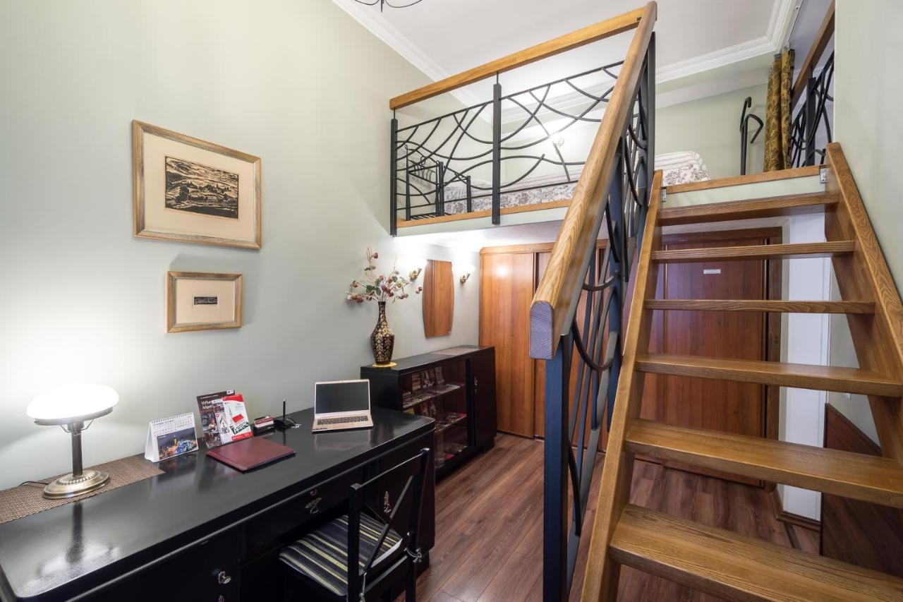 Classic Apartments In Old Town Талин Екстериор снимка